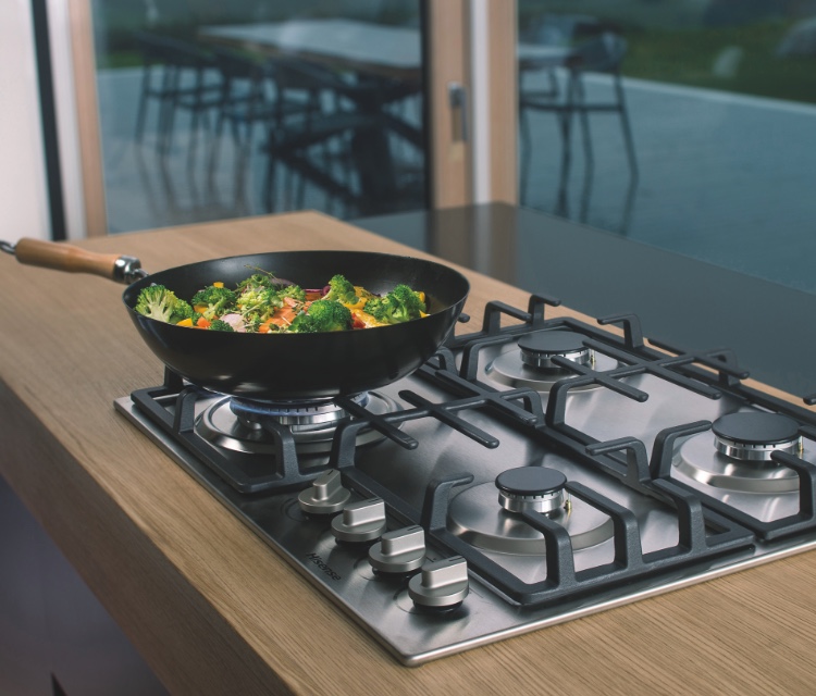Hisense GM663XB Wok Burner feature image - mobile