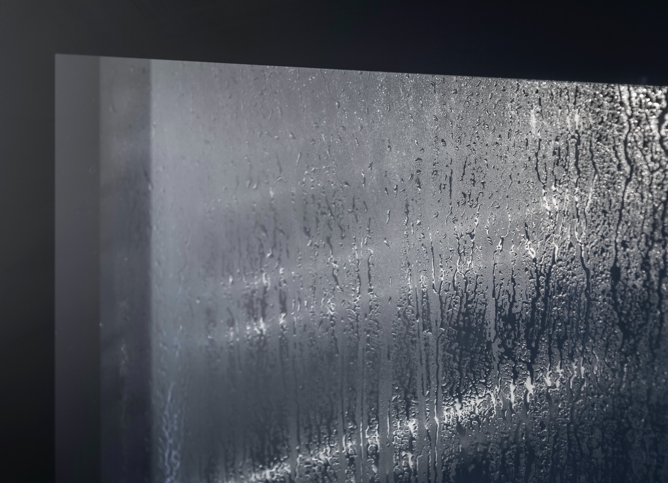 Hisense HI65222BB Steam Clean feature image - mobile 