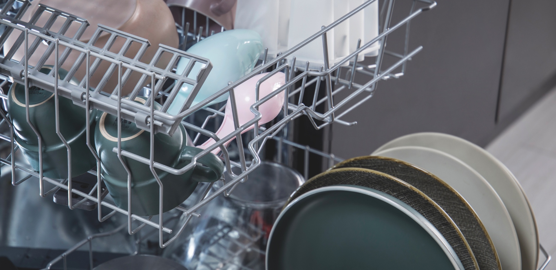 Hisense Freestanding Dishwasher HS661C60X - Auto Dry Technology